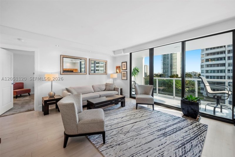 Condo for sale at Nine Island Avenue 610