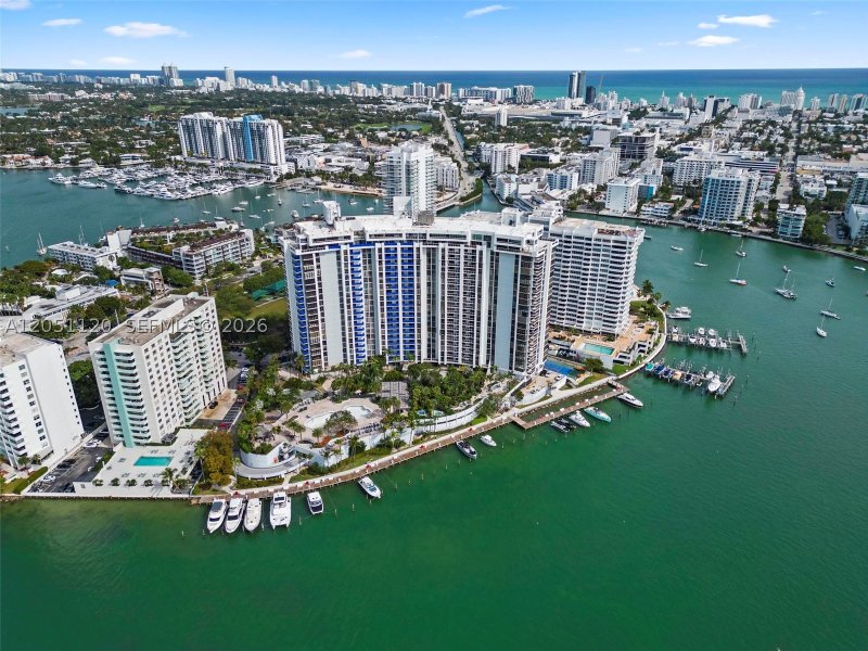 Condo for sale at Nine Island Avenue 610