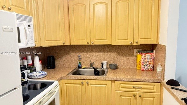 Condo for sale at Avila Condo 105