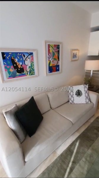 Apartment for rent at Brickell House Condo 1107