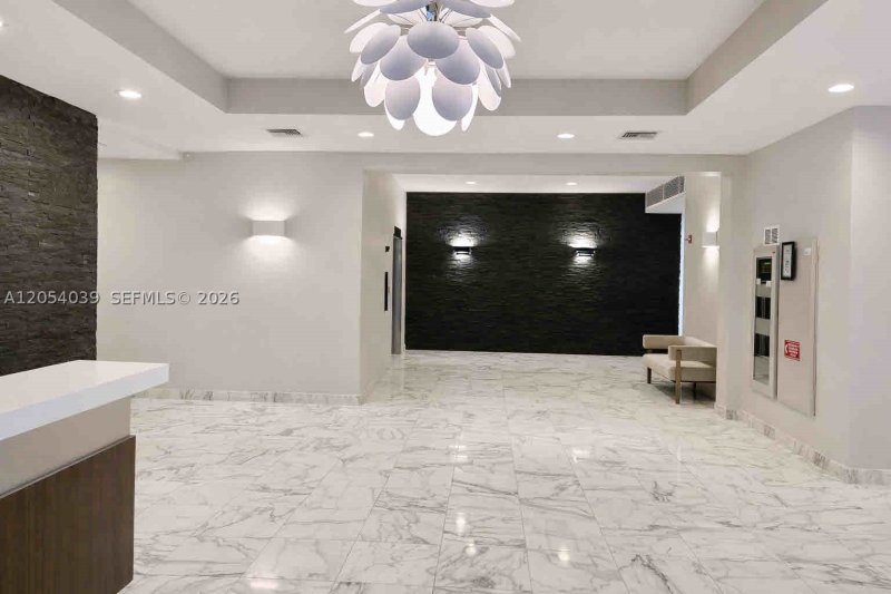 Apartment for rent at Four Winds Condo 505