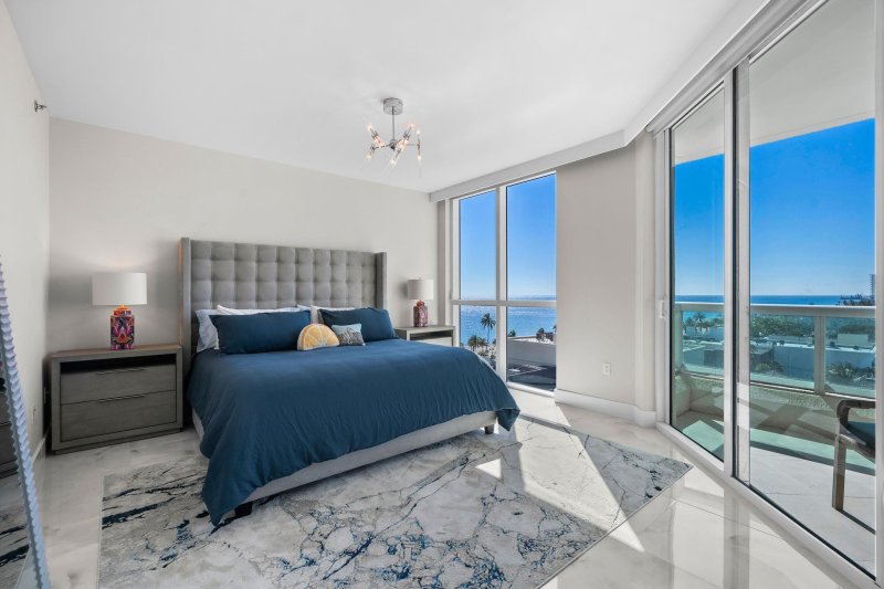 Condo for sale at Las Olas Beach Club 907