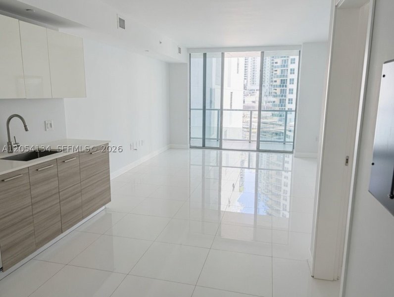 Apartment for rent at Brickell House Condo 1110