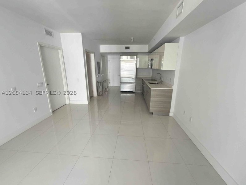 Apartment for rent at Brickell House Condo 1110