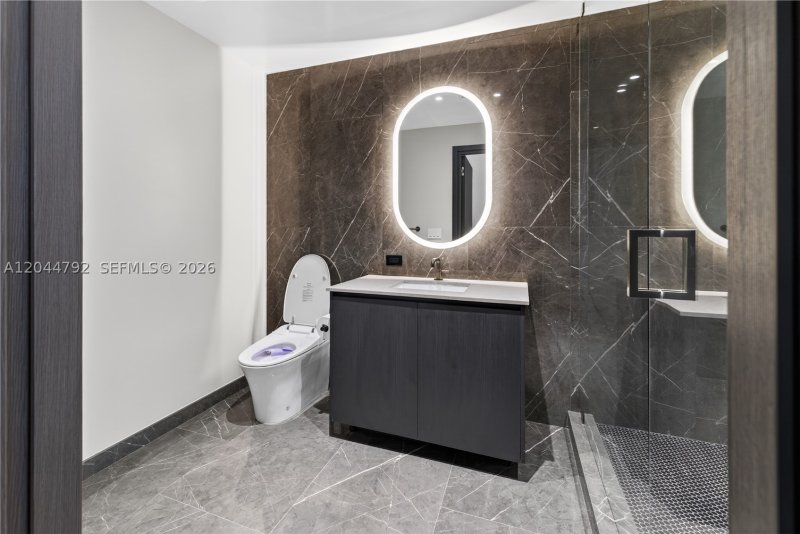 Condo for sale at E11EVEN Hotel & Residences 4703