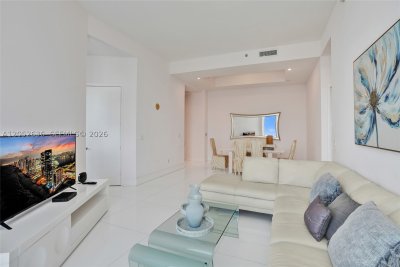 Aluguel de apartamento no Trump Tower One 4305