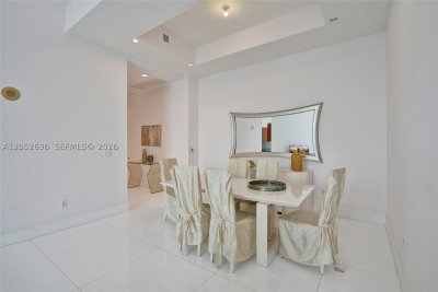 Aluguel de apartamento no Trump Tower One 4305