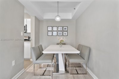 Comprar apartamento no The Club At Brickell Bay 2423