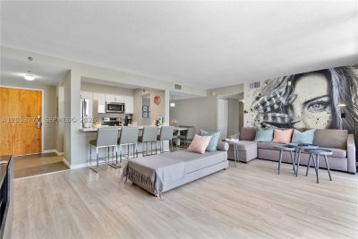 Comprar apartamento no The Club At Brickell Bay 2423