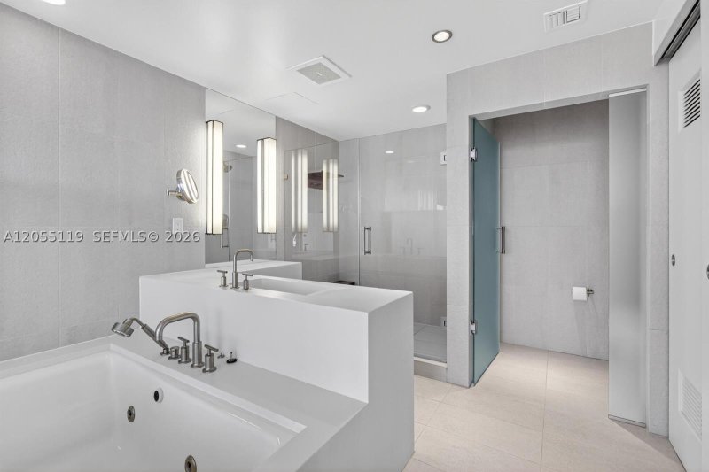 Condo for sale at W Residences Ft Lauderdale 1708