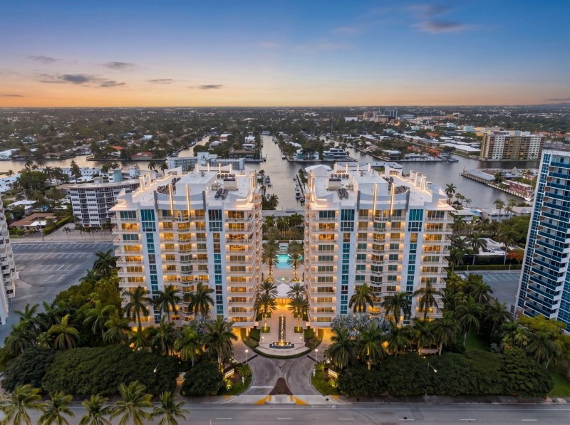 Condo for sale at Sapphire Condo 503s