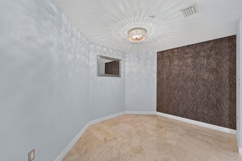 Condo for sale at Sapphire Condo 503s