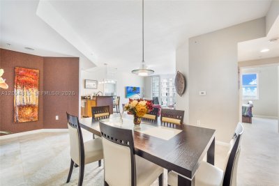 Aluguel de apartamento no 360 Condominium East 801