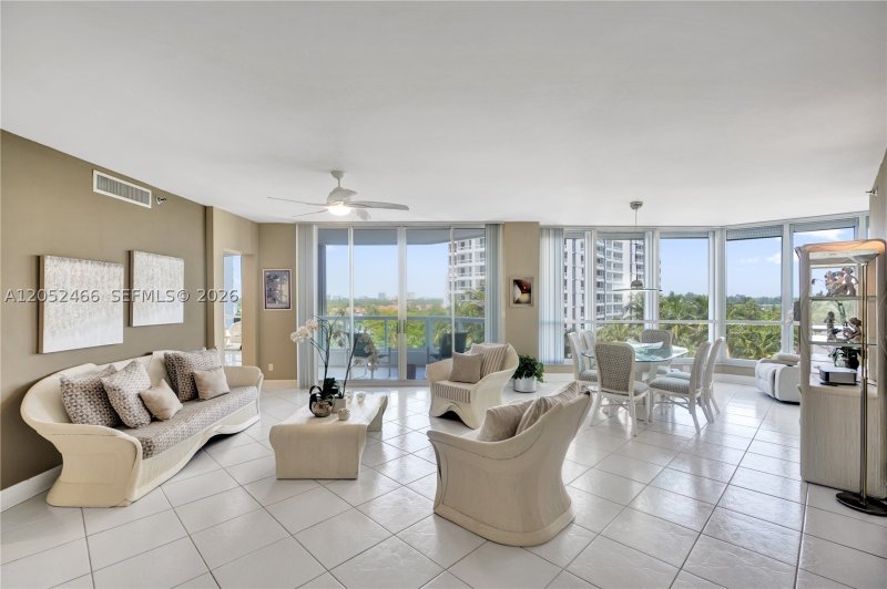 Condo for sale at Atlantic Two at The Point 805