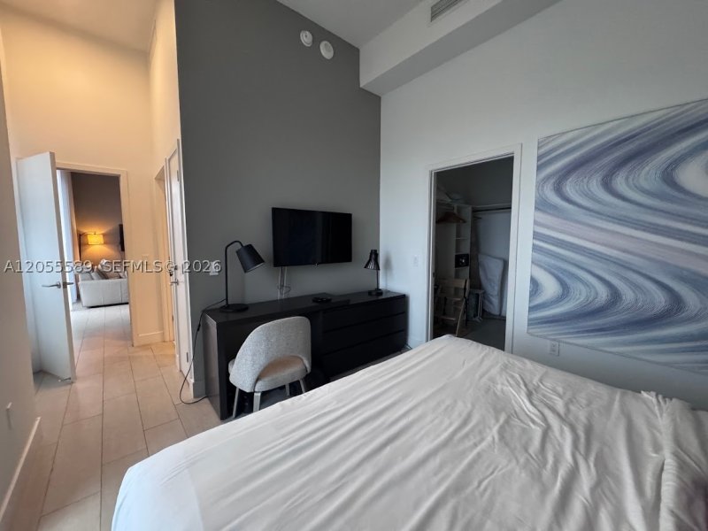 Apartment for rent at Hyde Beach House R304