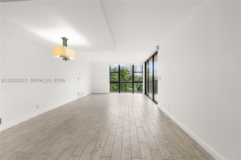 Condo for sale at Coronado I 433