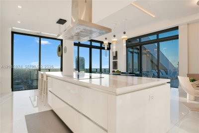 Comprar apartamento en Brickell City Centre Rise PH 4303