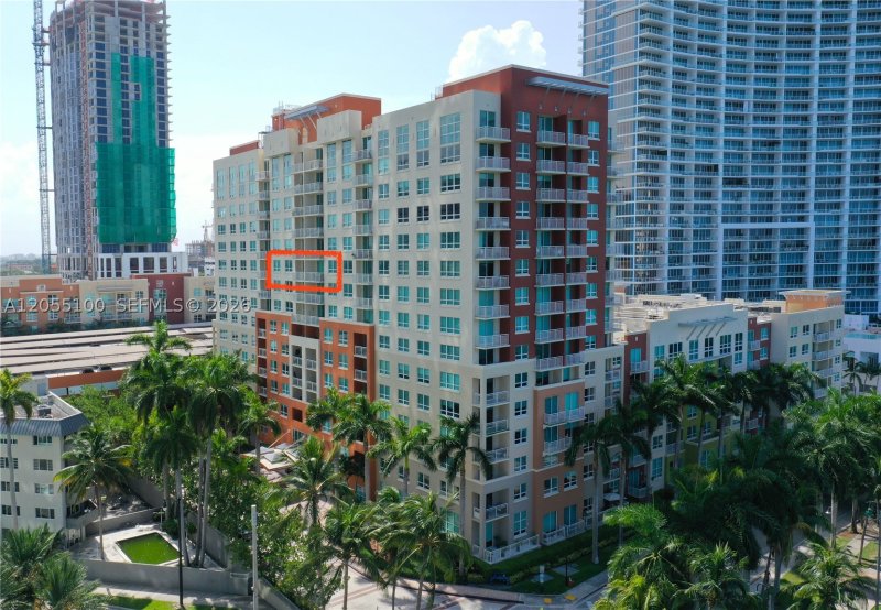 Comprar apartamento no Cite On The Bay 1006