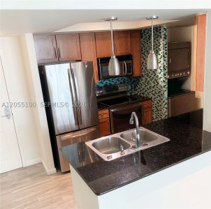 Comprar apartamento en Cite On The Bay 1006