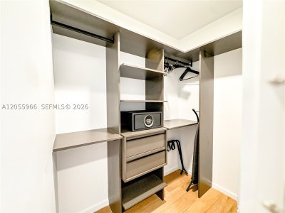Comprar apartamento no The Elser Hotel and Residences 2007