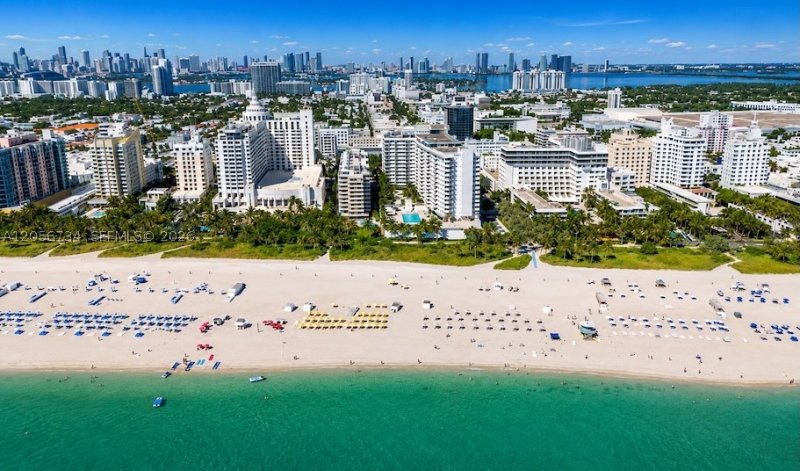 Apartment for rent at Oceania 1 619