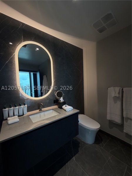 Condo for sale at E11EVEN Hotel & Residences 3705