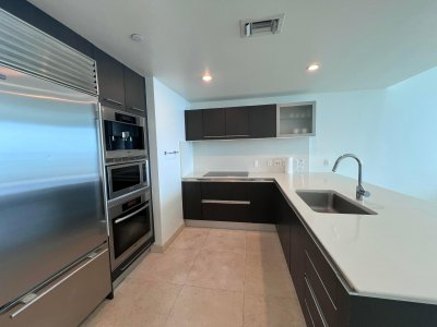 Aluguel de apartamento no Jade Beach 1806