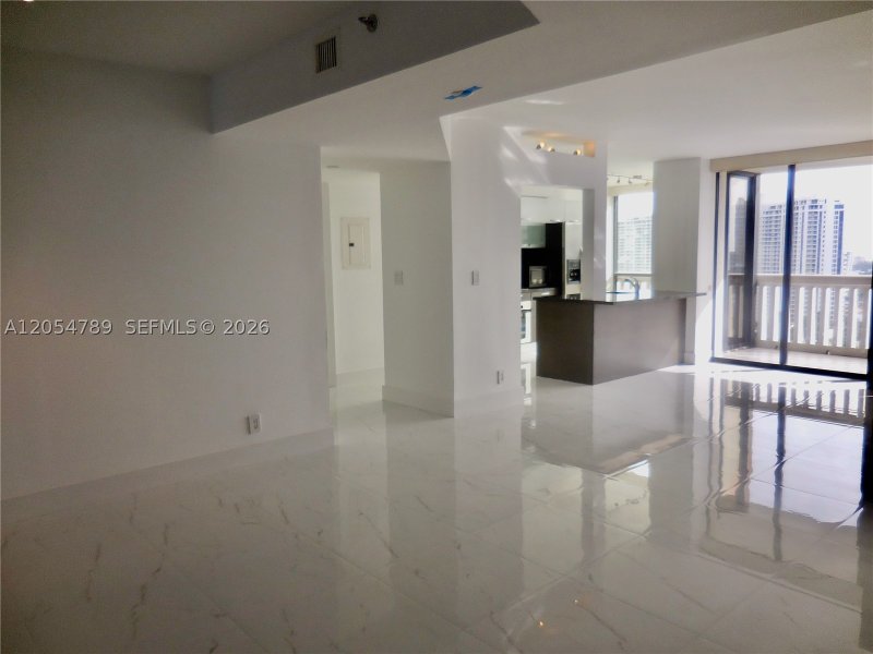 Aluguel de apartamento no 1000 Williams Island 2308