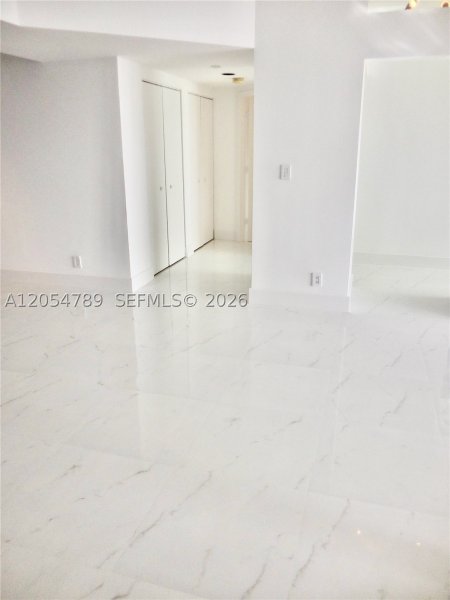 Aluguel de apartamento no 1000 Williams Island 2308