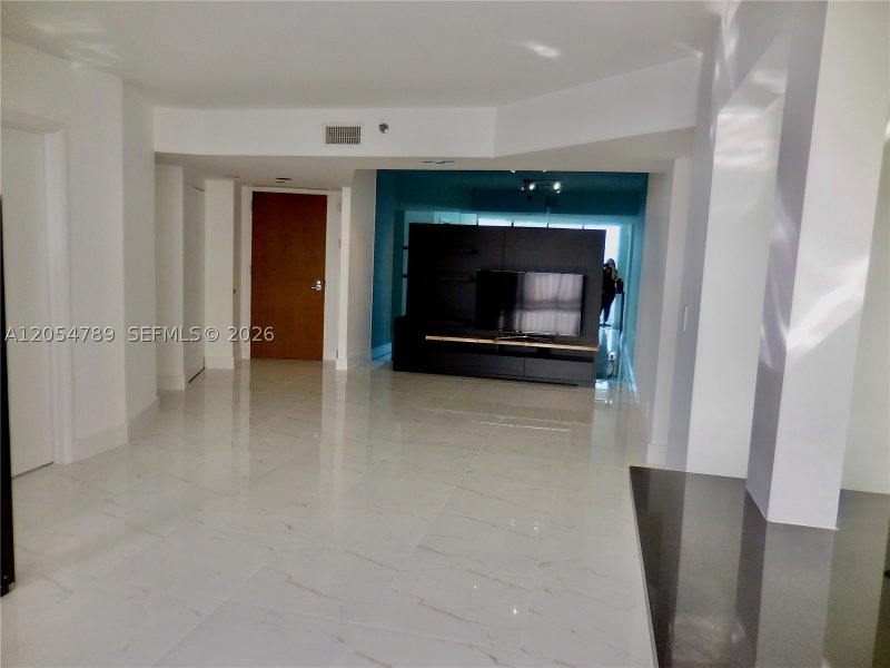 Aluguel de apartamento no 1000 Williams Island 2308