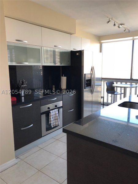Aluguel de apartamento no 1000 Williams Island 2308