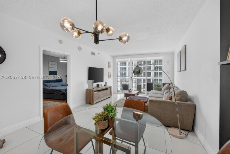 Apartment for rent at Opera Tower 1609