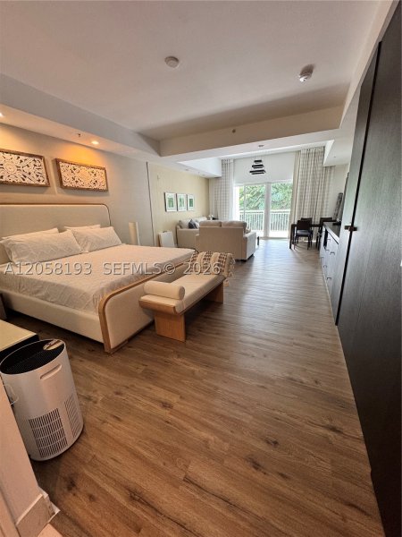 Condo for sale at The Blue Doral 911