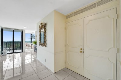 Comprar apartamento en The Corinthian 10E