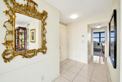 Comprar apartamento en The Corinthian 10E