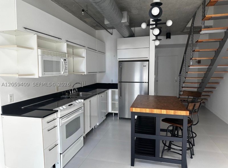 Apartment for rent at Neo Vertika Brickell 1220