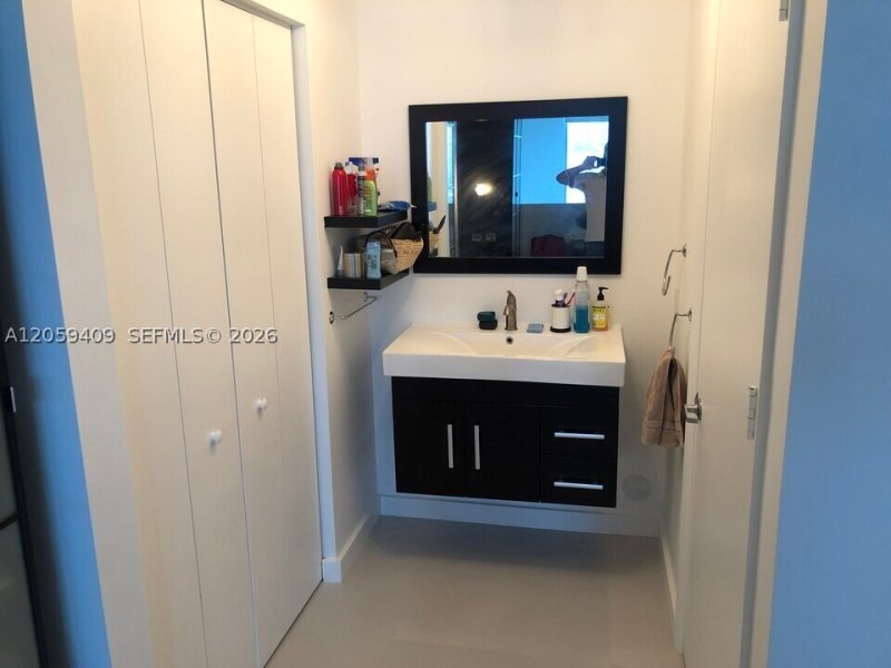 Apartment for rent at Neo Vertika Brickell 1220