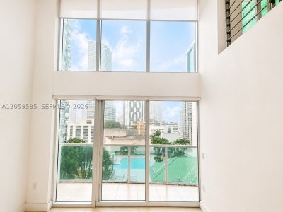 Aluguel de apartamento no Brickell on the River South 907
