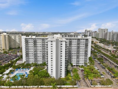 Comprar apartamento en Coral Ridge Towers South 1418