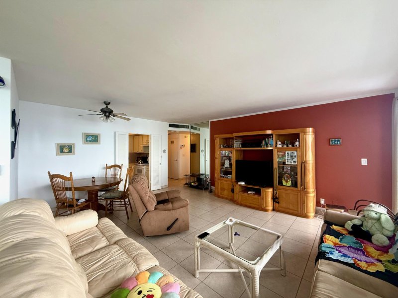 Condo for sale at Coral Ridge Towers South 1418