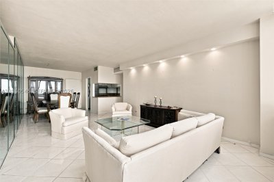 Comprar apartamento en Parkview Point 10C