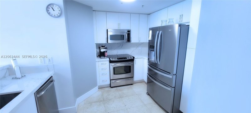 Condo for sale at 360 Condominium East 708