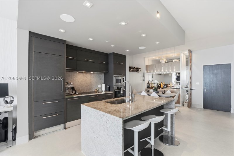 Comprar apartamento en 900 Biscayne 3607