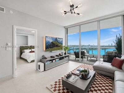 Comprar apartamento no 900 Biscayne 3607