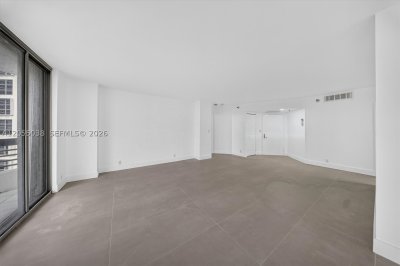Comprar apartamento en Mystic Pointe 500 1606