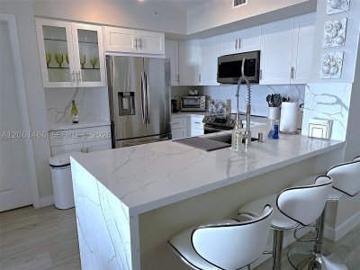Comprar apartamento no 2080 Ocean Drive 204