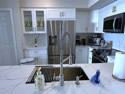 Comprar apartamento no 2080 Ocean Drive 204