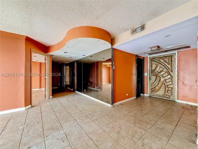 Comprar apartamento no The Cricket Club 1508