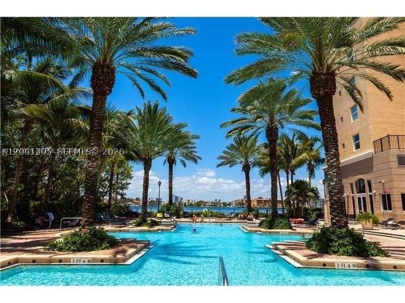 Alquiler de apartamento en Porto Bellagio 1309