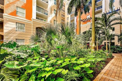 Alquiler de apartamento en Porto Bellagio 1309